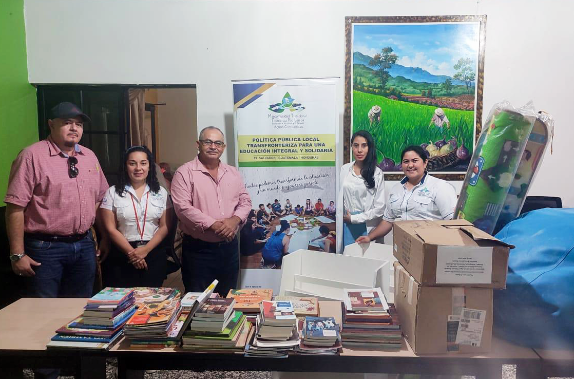 En este momento estás viendo Escoles Solidàries impulsa el programa de Biblioteques Escolars al Trifinio centreamericà