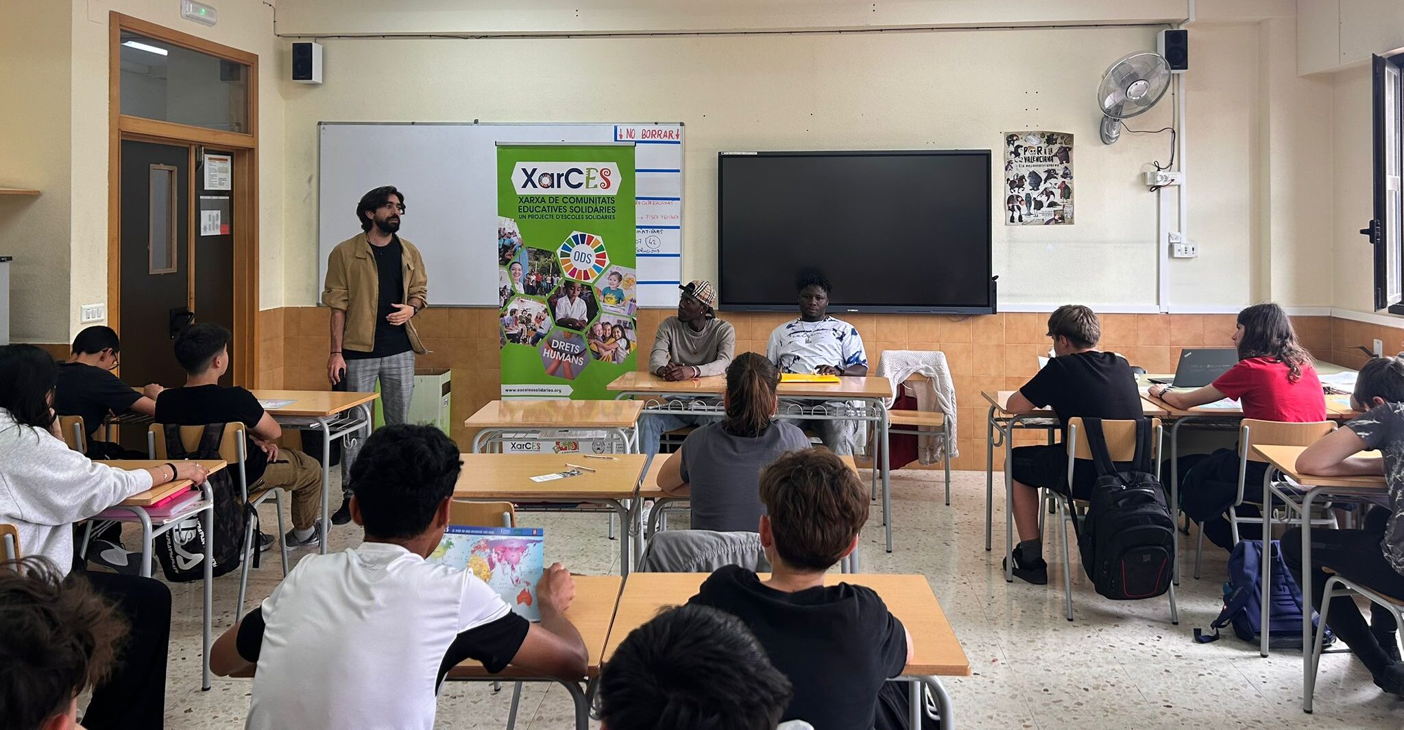Lee más sobre el artículo Els tallers “Històries de Vida” arriben a Elx amb relats migratoris de primera mà